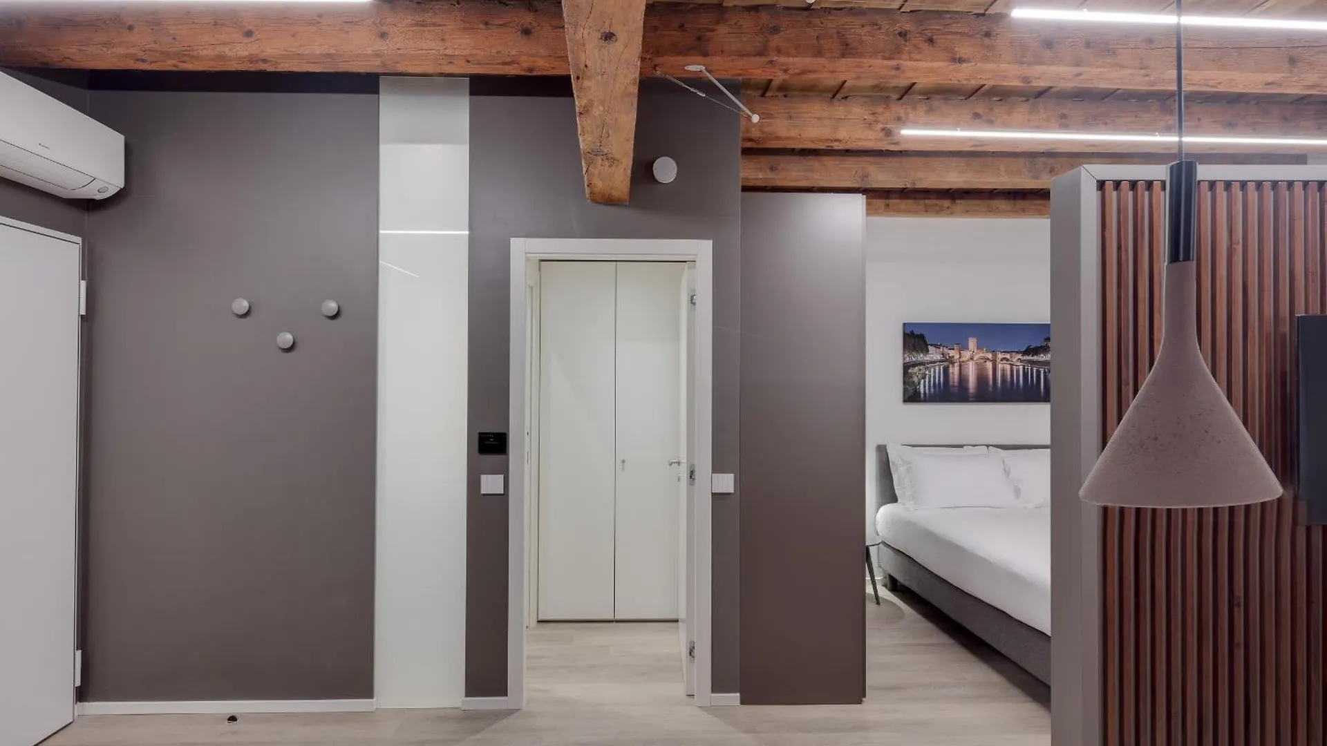 Anastasia Suites Verona 0*,