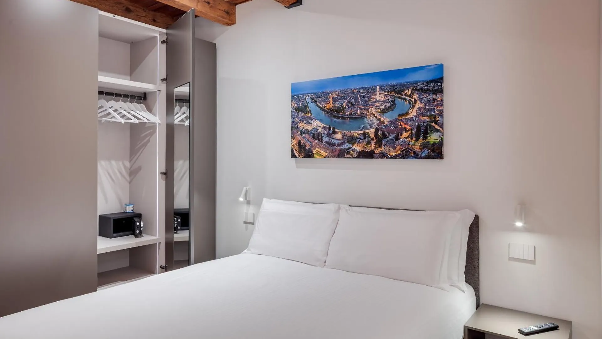 Anastasia Suites Verona Guest house