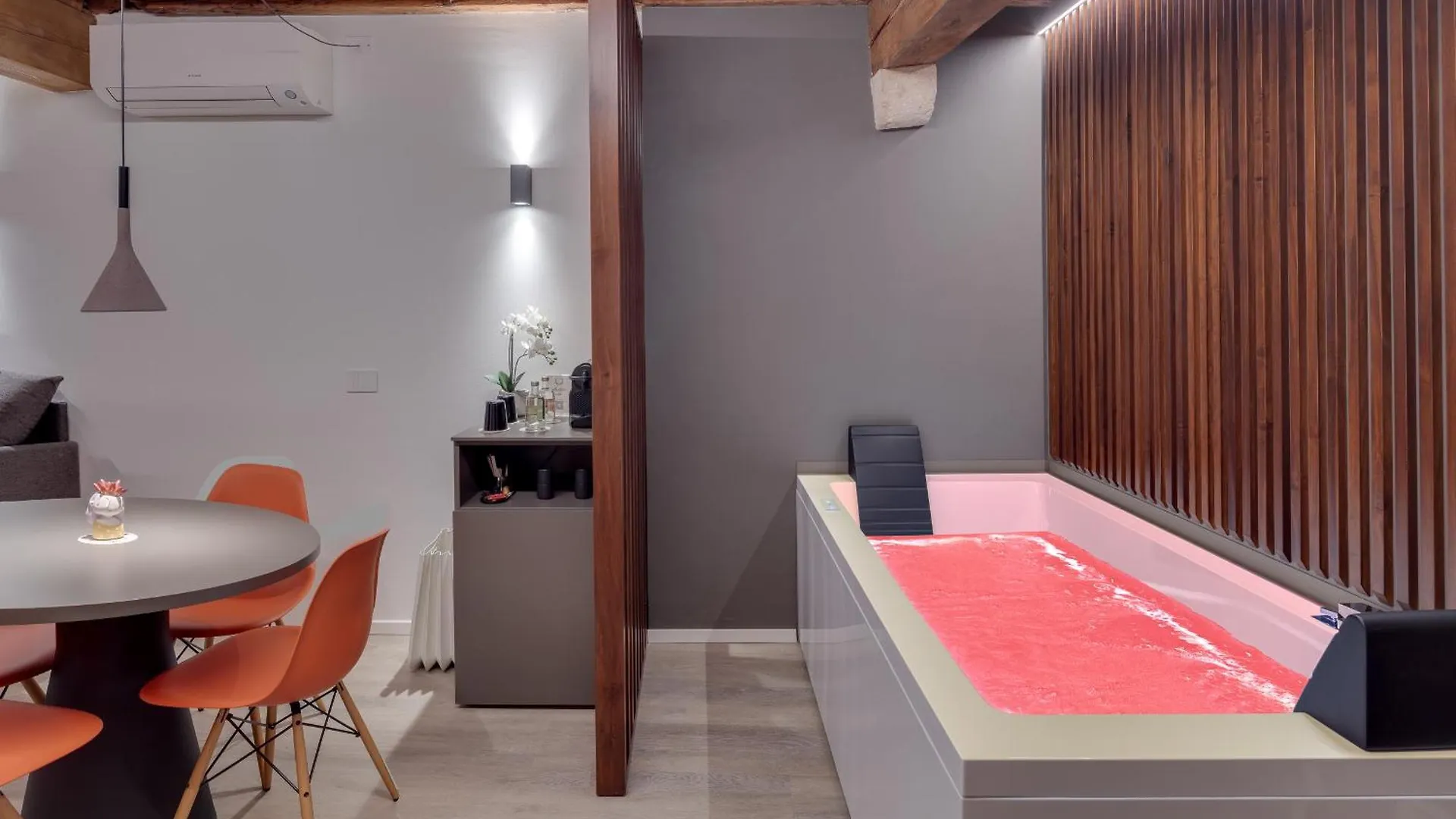 Anastasia Suites Verona Guest house