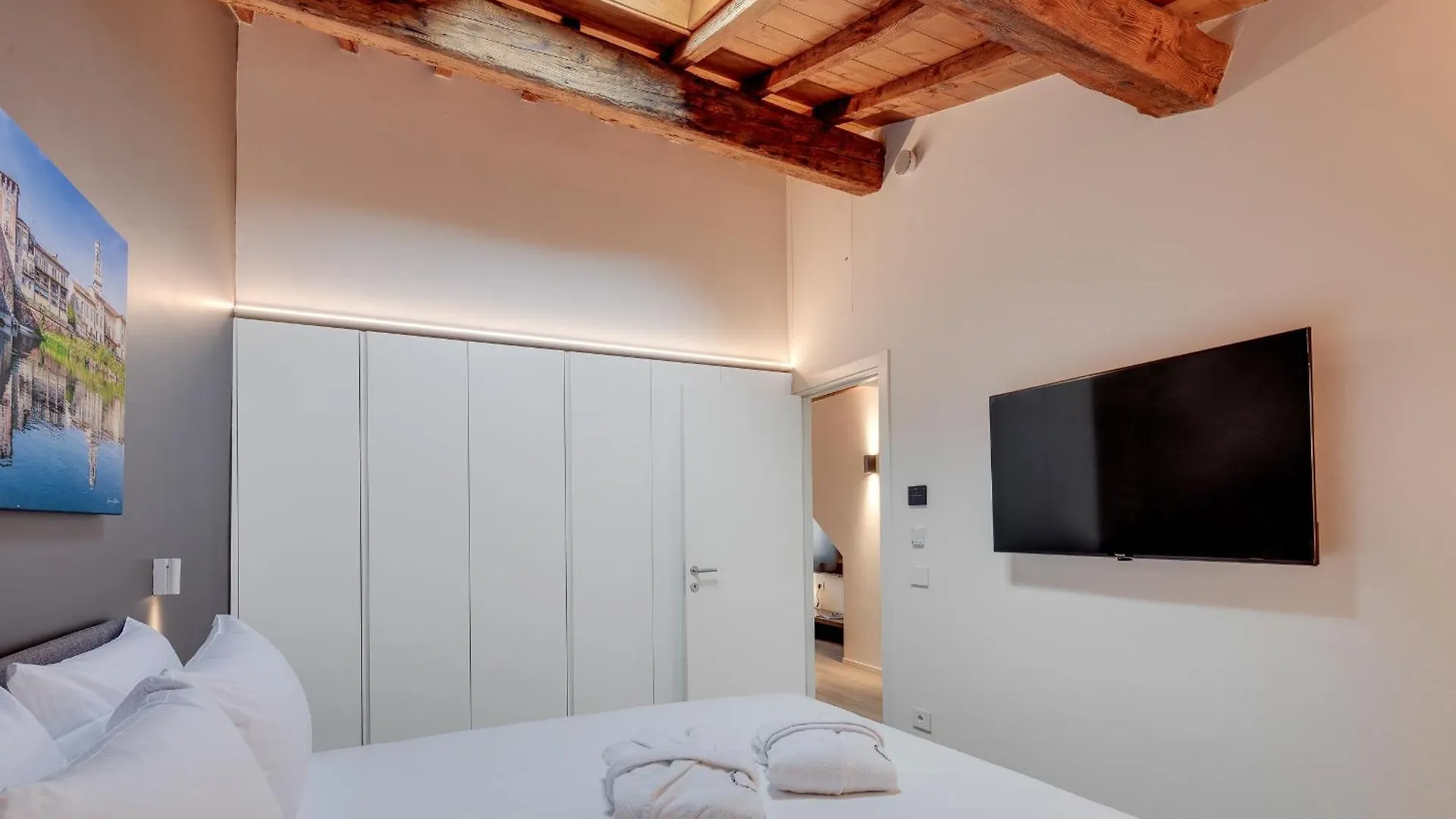 Anastasia Suites Verona Guest house