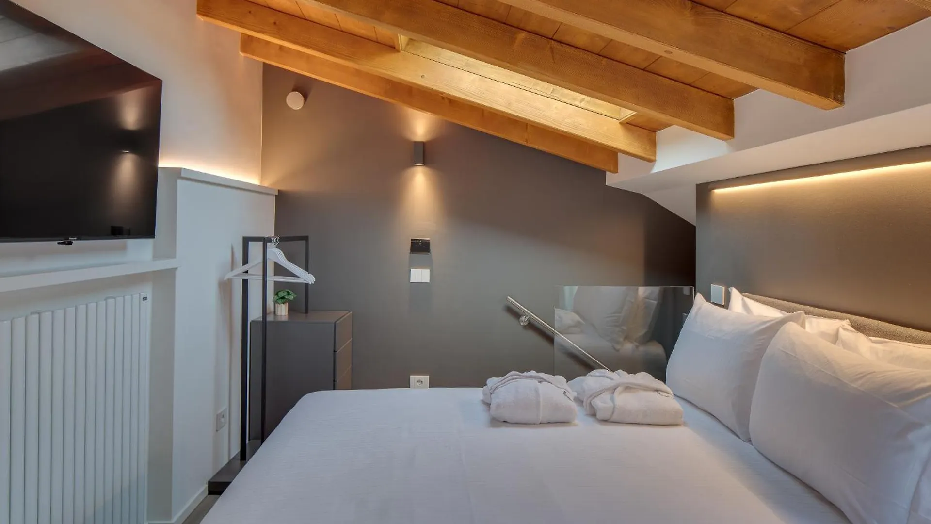 Anastasia Suites Verona 0*,  Italy
